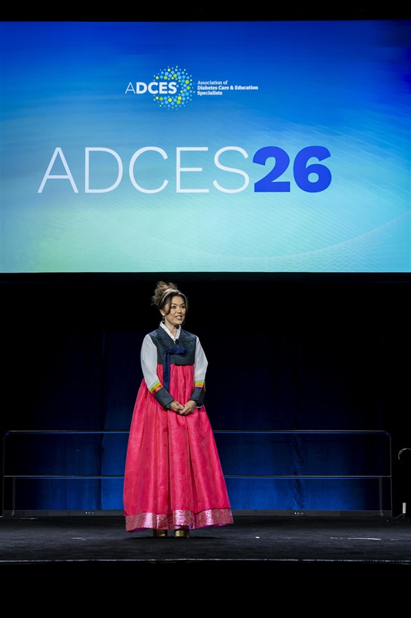 Professor Dr. Katherine O’Neil Provides Opening Presentation at the National ADCES Conference